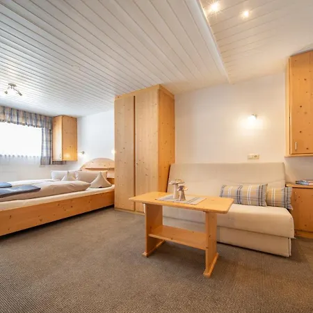 Haus Benjamin * זולדן